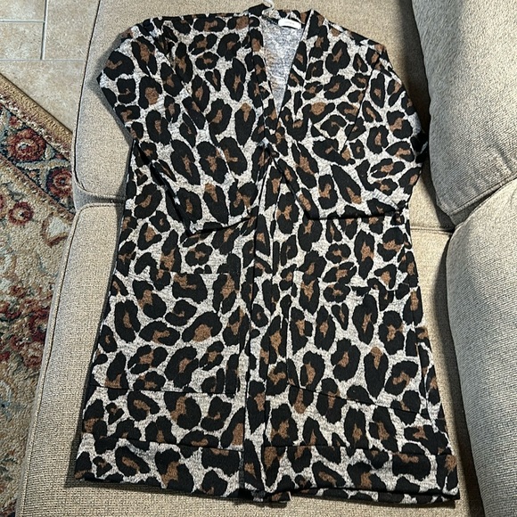 Cherish Leopard Long Cardigan Size L - Picture 1 of 8